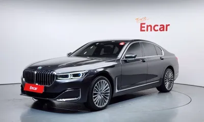 BMW 7-Series · 2022 год