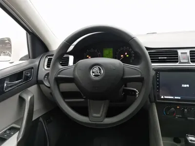 Skoda Rapid 2018, 69400 км, за 28800 CNY - фото 11