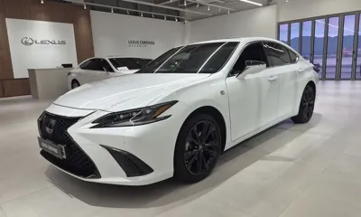 Lexus ES · 2024 год