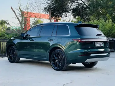 Li Auto Li ONE 2022, 68000 км, за 130000 CNY - фото 20