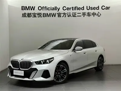 BMW 5 Series · 2025 год