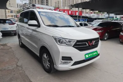 Wuling Hongguang 2021, 17500 км, за 49288.09 CNY