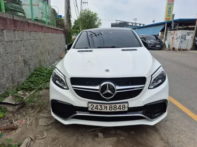 Mercedes-Benz GLE-Class · 2017 год