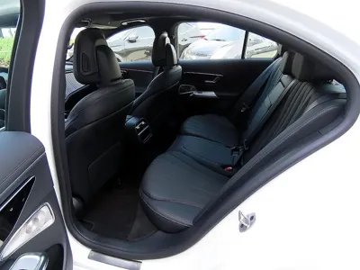 Mercedes-Benz E-Class 2025, 6866 км, за 70900000 KRW - фото 6