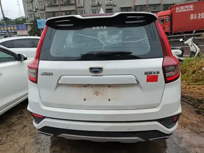 Geely Vision X6 2018, 60100 км, за 21500 CNY - фото 6