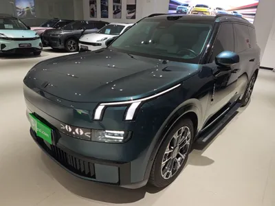 Lynk & Co 900 · 2025 год
