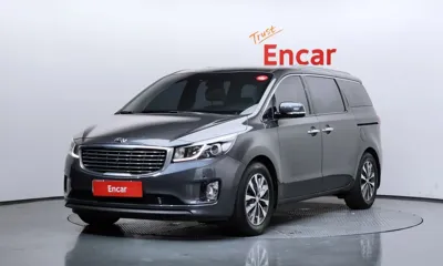 Kia Canival · 2018 год