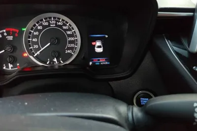 Toyota Levin 2019, 62400 км, за 53949.45 CNY - фото 12