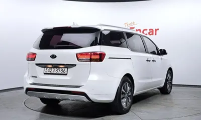 Kia Canival 2018, 172741 км, за 9300000 KRW - фото 2