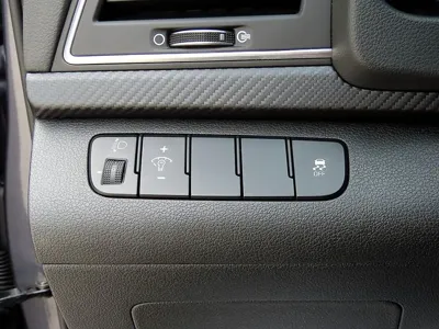 Hyundai Avante 2018, 67250 км, за 12300000 KRW - фото 12