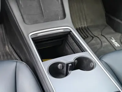 Tesla Model 3 2021, 32000 км, за 126800 CNY - фото 13