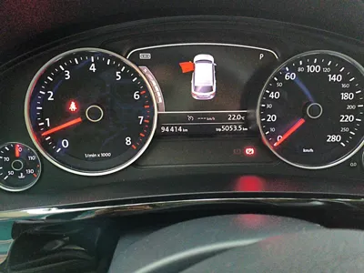 Volkswagen Touareg 2017, 94400 км, за 128950.68 CNY - фото 11
