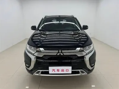 Mitsubishi Outlander 2022, 48000 км, за 118800 CNY - фото 2