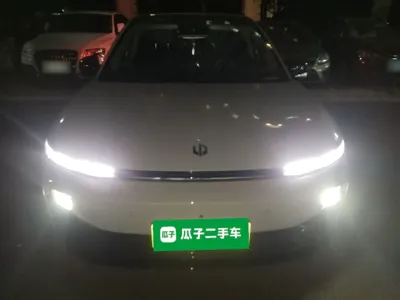 Leapmotor B01 2025, 10900 км, за 99223.16 CNY