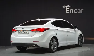 Hyundai Avante 2016, 69548 км, за 6900000 KRW - фото 2