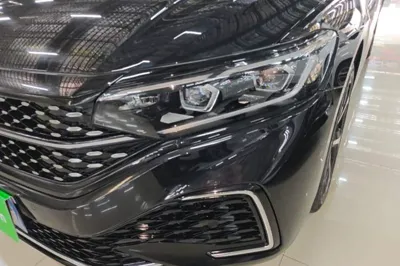 Volkswagen Passat 2024, 29200 км, за 140969.49 CNY - фото 8