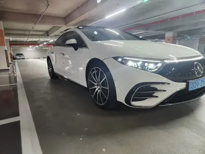 Mercedes-Benz EQS · 2023 год