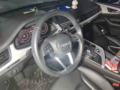Audi Q7 2019, 85200 км, за 193708.13 CNY - фото 11