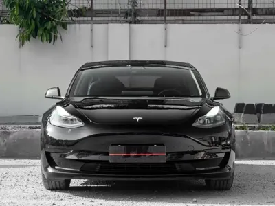 Tesla Model 3 2020, 57000 км, за 99900 CNY