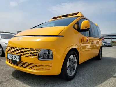 Hyundai Staria · 2025 год