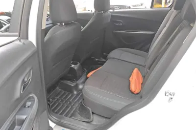 Chevrolet Trax 2016, 70900 км, за 24766.15 CNY - фото 17