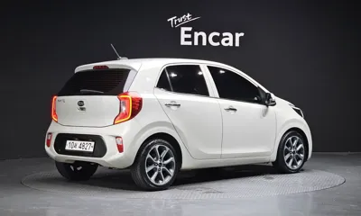 Kia Morning 2017, 54813 км, за 8900000 KRW
