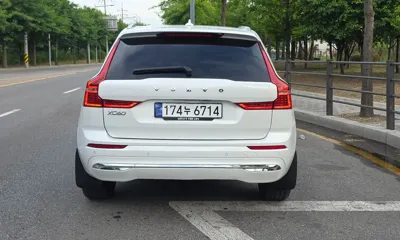 Volvo XC60 2023, 27592 км, за 38500000 KRW