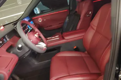Hongqi HS6 PHEV 2026, 2600 км, за 180858.68 CNY - фото 18
