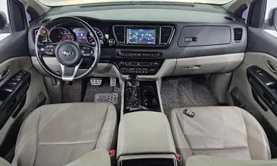 Kia Canival 2016, 75771 км, за 11800000 KRW - фото 7