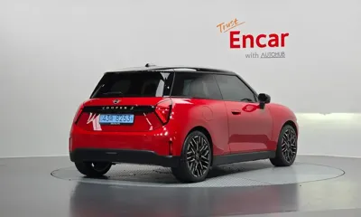 MINI Cooper 2024, 3646 км, за 43500000 KRW