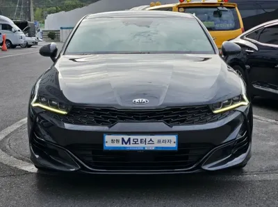 Kia K5 · 2021 год