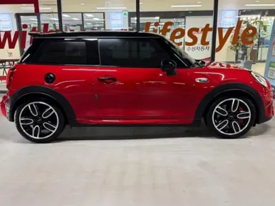 MINI Cooper 2016, 124896 км, за 12490000 KRW