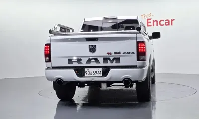 Dodge Ram Pick Up 2017, 47857 км, за 36500000 KRW