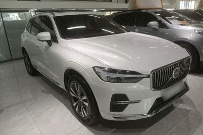 Volvo XC60 2024, 10300 км, за 202034.61 CNY