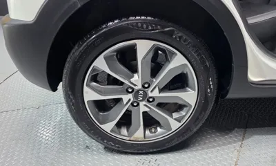 Kia Stonic 2018, 125005 км, за 99990000 KRW - фото 21