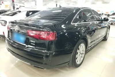 Audi A6L 2018, 164800 км, за 129895.6 CNY - фото 6