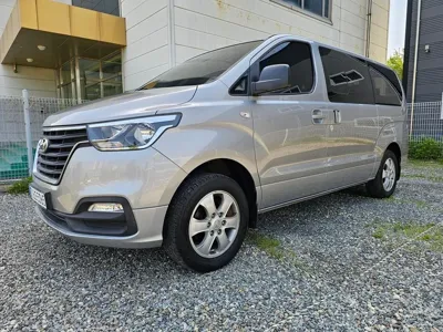 Hyundai Starex 2020, 95300 км, за 17990000 KRW - фото 2
