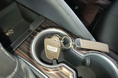 Toyota Camry 2018, 108800 км, за 105259.76 CNY - фото 7