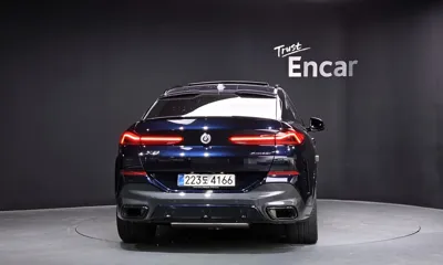 BMW X6 2025, 8023 км, за 121900000 KRW