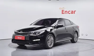 Kia K5 · 2016 год