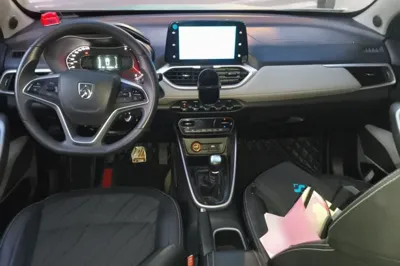 Baojun 510 2017, 88600 км, за 21223.26 CNY - фото 9