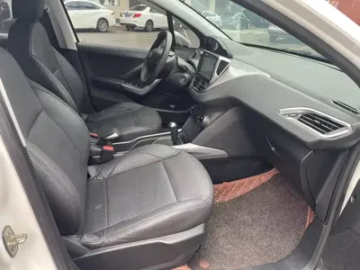 Peugeot 2008 2015, 99000 км, за 14800 CNY - фото 9