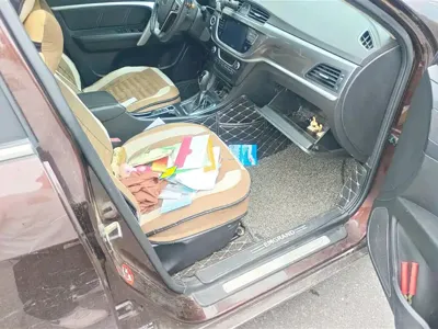 Geely Emgrand 2017, 102800 км, за 21700 CNY - фото 8