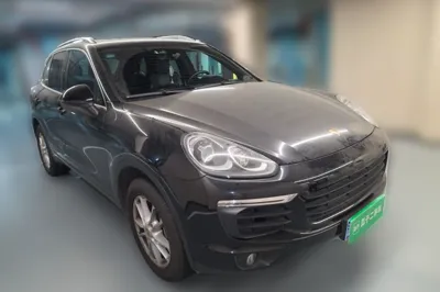 Porsche Cayenne 2016, 118500 км, за 184986.34 CNY