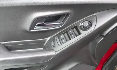 ChevroletGMDaewoo Trax 2019, 60629 км, за 7000000 KRW - фото 27
