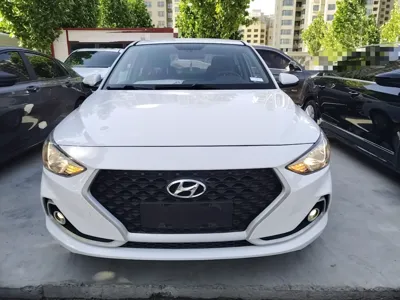 Hyundai Celesta 2018, 16800 км, за 50549.7 CNY
