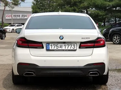 BMW 5-Series 2023, 61089 км, за 34000000 KRW