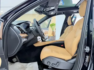 Volvo XC90 2019, 80000 км, за 140900 CNY - фото 10
