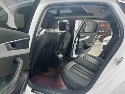 Audi A4L 2021, 70000 км, за 128800 CNY - фото 6