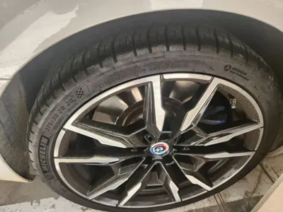 BMW 8-Series 2023, 45000 км, за 100940000 KRW